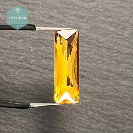 21x7 mm Princess Cut Baguette Light Topaz 1 pc
