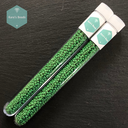 25g Tube TR8-47D Opaque Shamrock